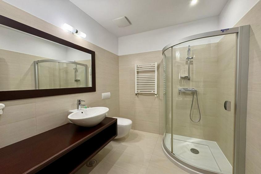 Dorobanti - Apartament 4 camere, 155 mp, cu parcare subterana proprie.