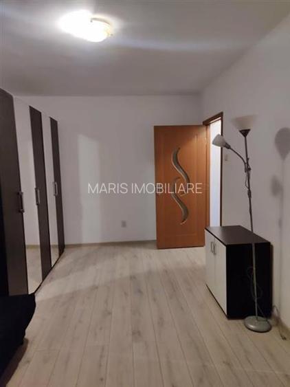 Tudor Diamant garsoniera mobilata si utilata - 2