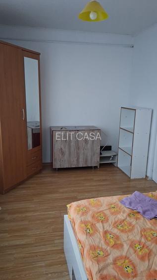 Apartament cu 2 camere, zona Podu Ros - 3