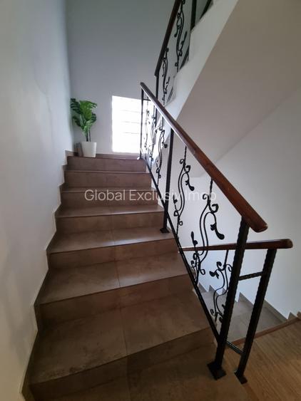 Vila individuala mobilata, parcare, 5 minute metrou Dimitrie Leonida - 11