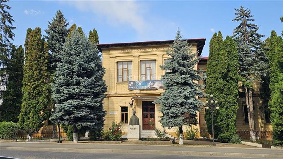 Apartament 2 camere 55mp, balcon, Falticeni - vizavi de Nicu Gane - 26