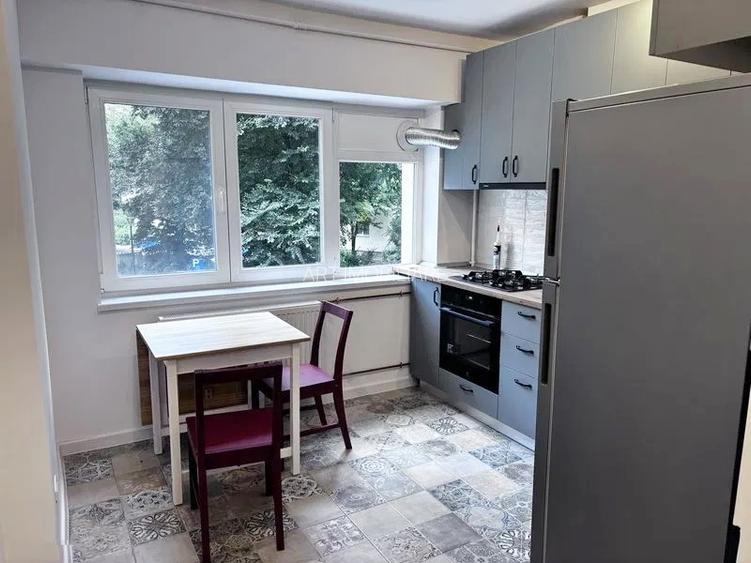 Garsoniera Obor Metrou - 4