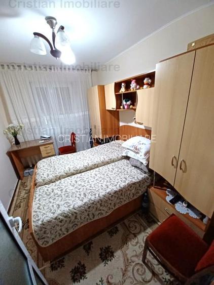 Etaj 1 Ap 3 cam 70mp zona Plantelor-C Galati  Confort 1 Decomandat - 6