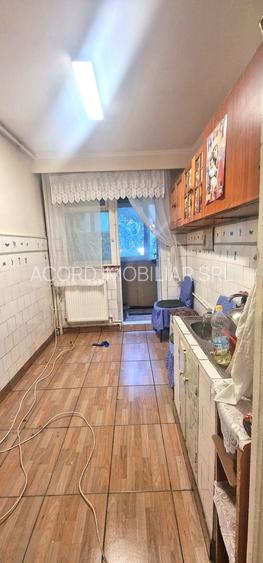Apartament 2 camere, semidecomandat