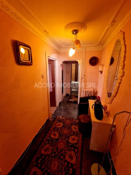 Km 4-5 piata-apartament 3 camere decomandat - 14