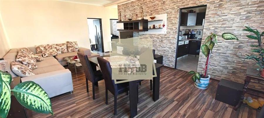 Apartament 3 camere terasa 80 mp si curte 145 mp zona Calea Cisnadiei