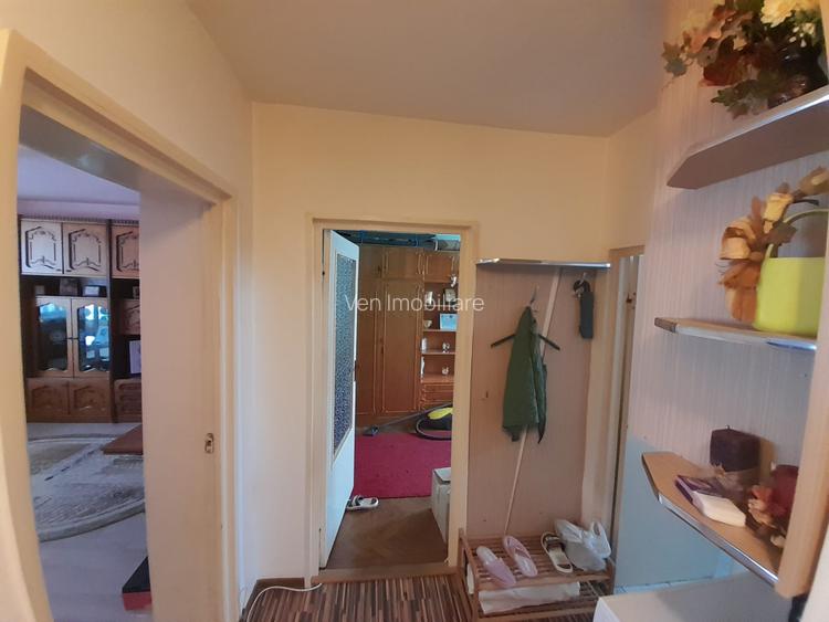 Apartament 3 camere DECOMANDAT, zona HAN - 9