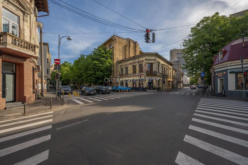 UNIQUE, 2 camere  LUMINOS 75 mp, ULTRACENTRAL, renovat ! - 33