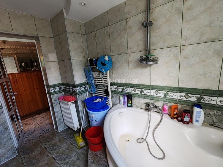 Apartament 6 camere confort sporit zona Sprenghi - 27