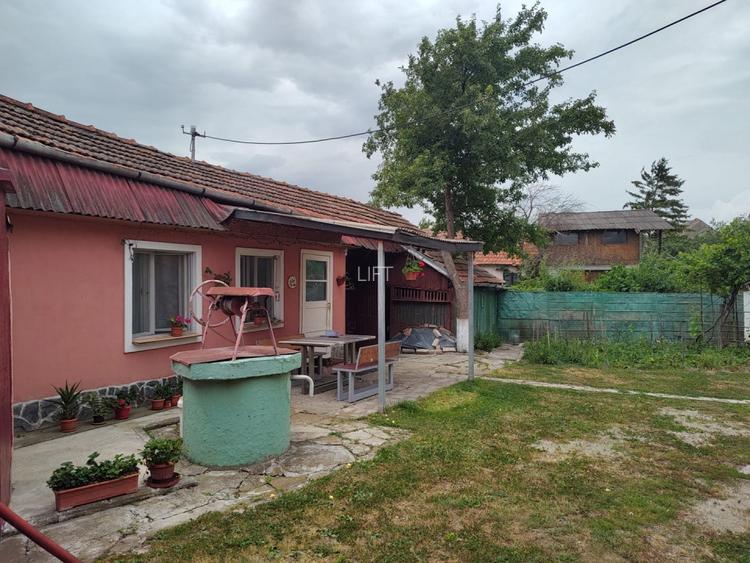 Casa de Vanzare in Bod - Ideala pentru Familie! - 2