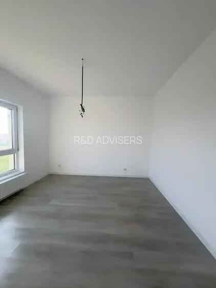 Casa 4 Camere Individuala Mutare Imediat Complex Securizat Comision 0 - 13