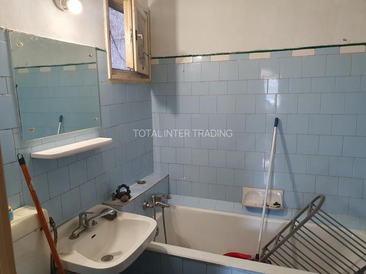 Vanzare-2 camere-1/4-decomandat-Dr Taberei 34-liber-de renovat-95000E - 8