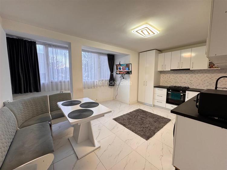 Vanzare vila P+1+Pod | Dobroesti - Parc Gheorghe Dascalu | constructie 2006 | - 11