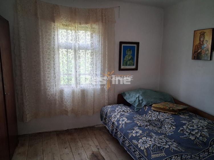 Casă + teren generos în Comuna Frâncești (sat Dezrobiți) - 4