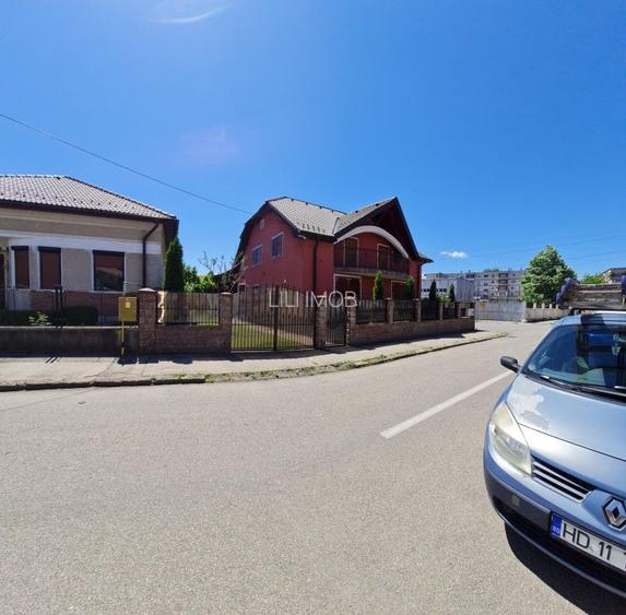 Vand casa P+E central Simeria - 3