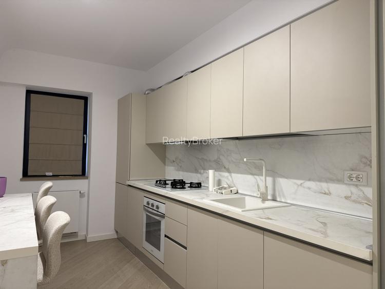 DE INCHIRIAT 2 CAMERE / LOC PARCARE SUBTERAN - 2