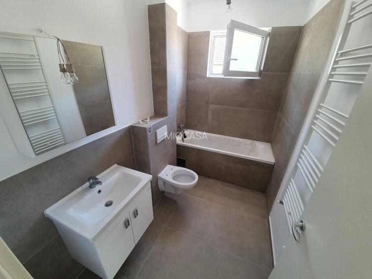 Proprietar.  3 camere. Nou. etaj 1. Girocului - langa Profi str. Neptun. - 16