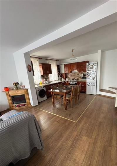 Casa cu 4 camere si curte privata in cartierul Arhitectilor - 10