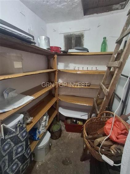 Apartament la casa 2 camere pivnita  100mp gradina zona Lazaret - 7