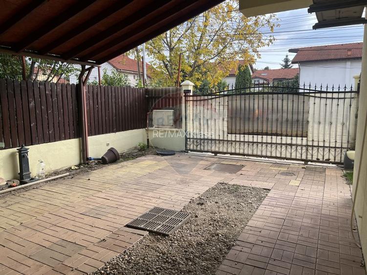 Casă / Vilă cu 5 camere de închiriat în zona Pipera - 33