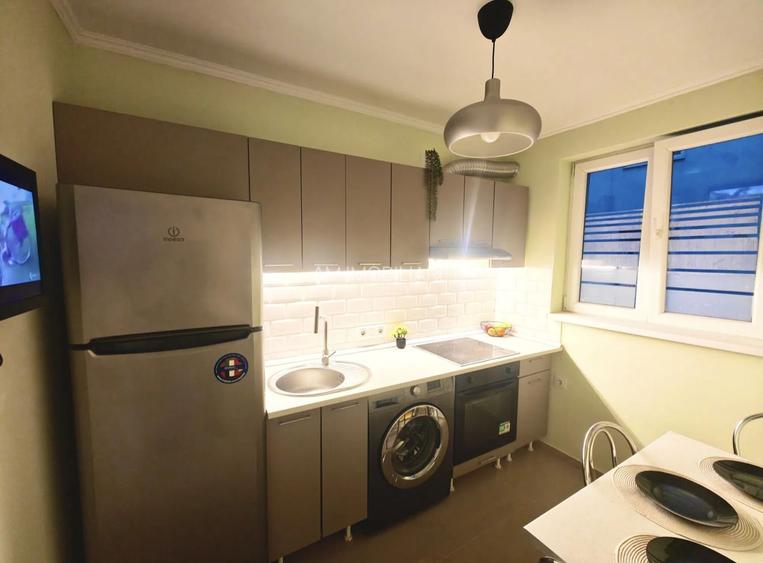 AP. 2 CAMERE IANCULUI, BLOC REABILITAT, BUCATARIE NCHISA,CENTRALA BLOC - 4