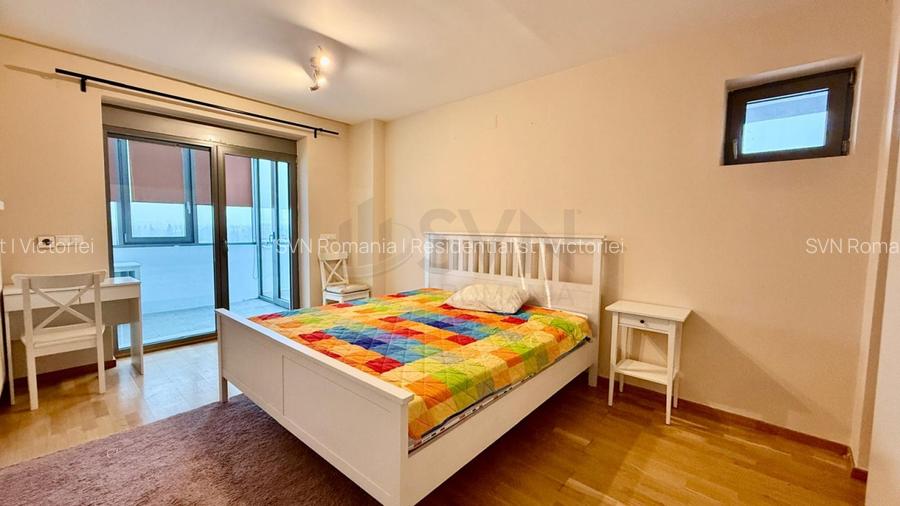 REA1027216 Penthouse Green Lake - 9