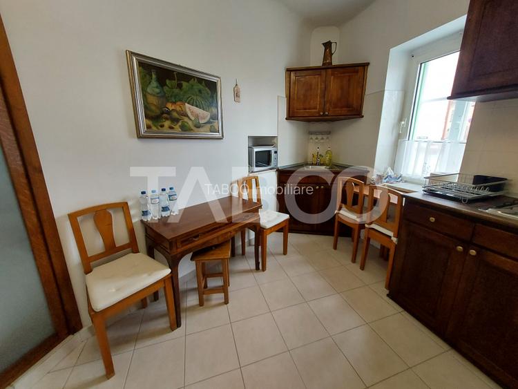 Apartament de vanzare 3 camere 77 mpu pivnita anexa Centrul Istoric - 9