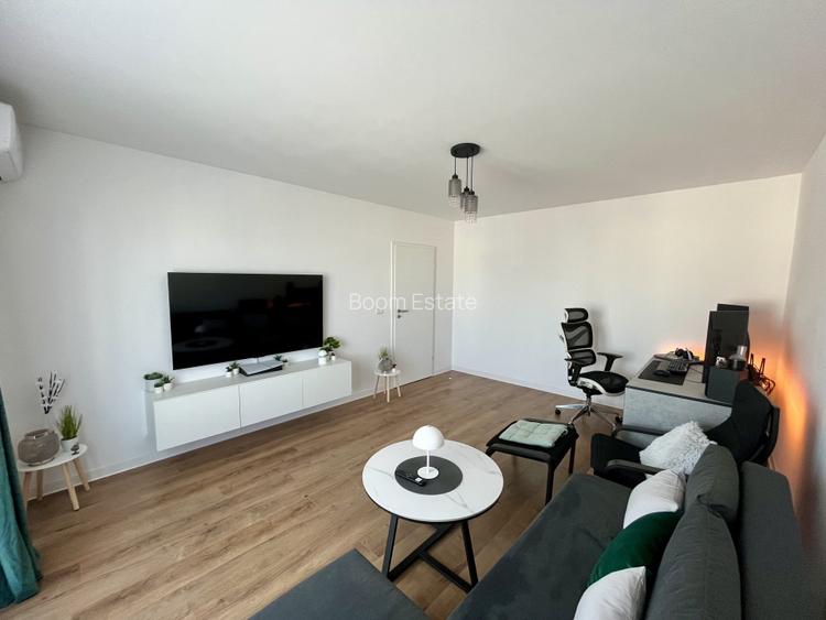 Pozitie Excelenta, Mobilat&Utilat, De Neratat - 2