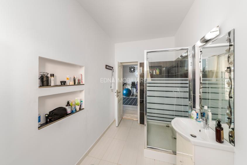 Casa singur curte in Complexul Henri Coanda - 32