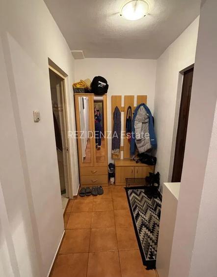 APARTAMENT 2 CAMERE DECOMANDAT BLOC 1980 METROU GORJULUI - 6
