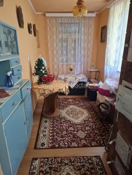 Casa 5 camere cu teren generos in Seitin judetul Arad - 8
