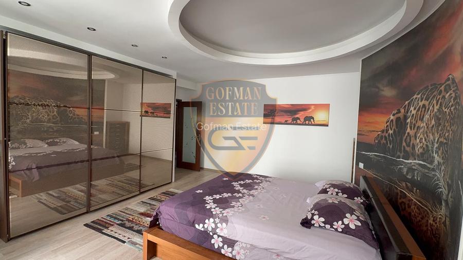 3 camere 180 mp + Parcare privata. Peninsula, Centrul Vechi, Piata Ovidiu - 19