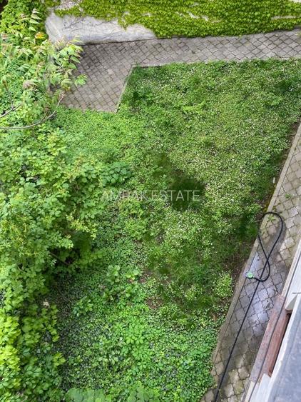 Casa in Cartierul Armenesc - curte individuala - 14