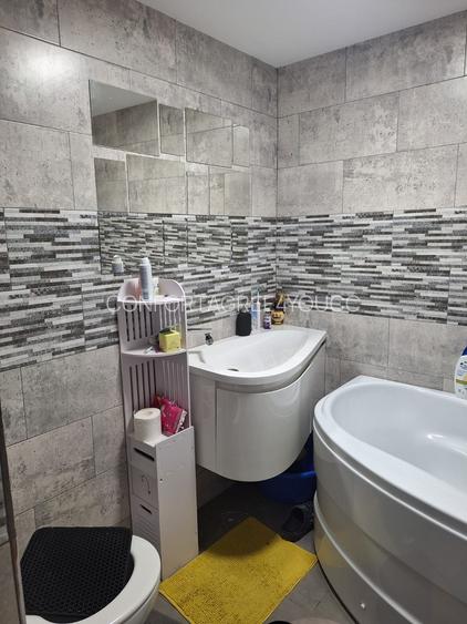 Rahova - Margeanului,decomandat, an c-tie 1986, 68 mp.,etaj 3/8 - 16