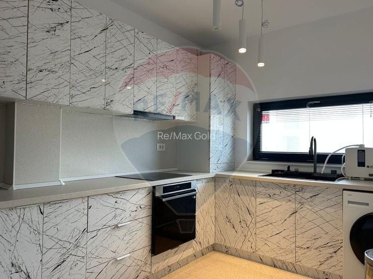 Vilă cu 4 camere de vânzare in Liziera de Lac - 4