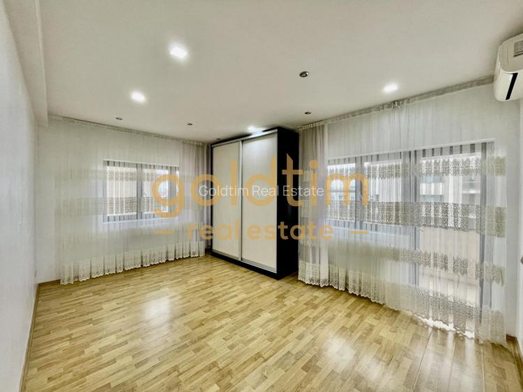 SPATII GENEROASE/ TERASA 33 mp/ SPATII DEPOZiTARE - 27