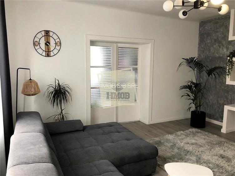 Proprietate 2 case | 1000 mp teren | Ideal locuinta + business | Cisnadie - 3