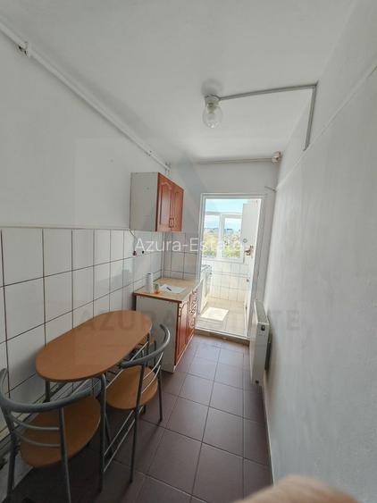 Garsonieră decomandată renovată 25 mp utili in zona Vasile Aaron - 4