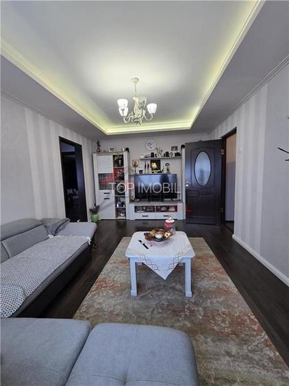 Mircea cel Batran - 3 camere decomandat 72mp, etaj intermediar - 2