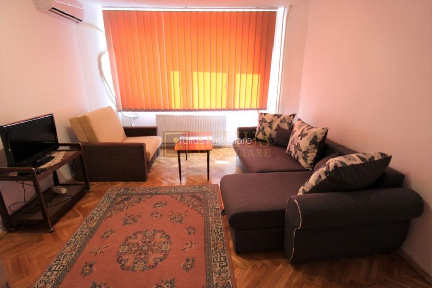 Amplasat intre Iulius Mall si Parcul Botanic, liber. - 2