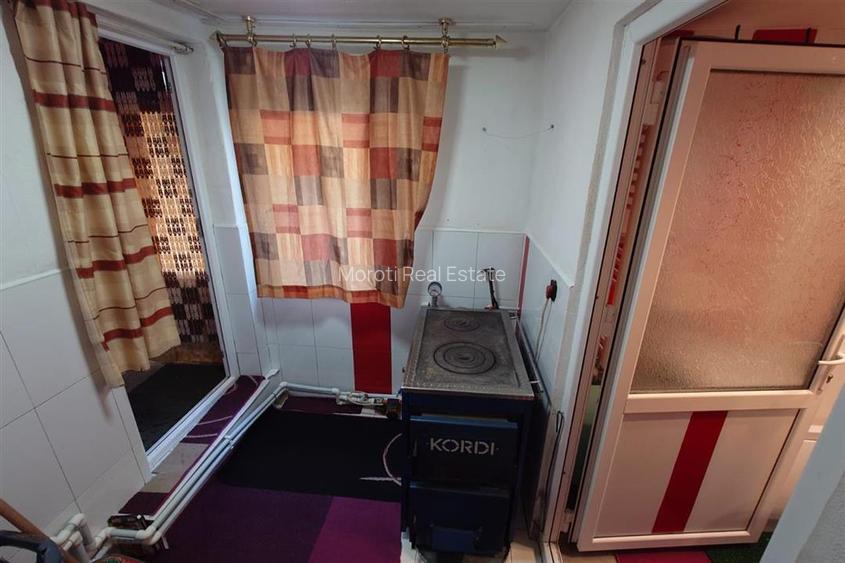 Casa renovata cu acces usor, langa padure - 7