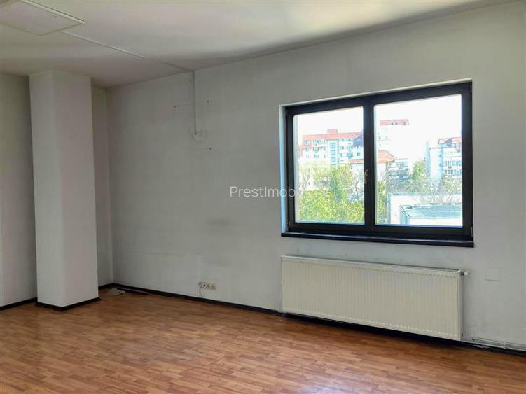 Cladire birou spatii birouri zona centrala - 5