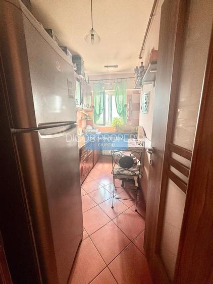 Apartament de vânzare – Giurgiu, bloc Romarta - 3