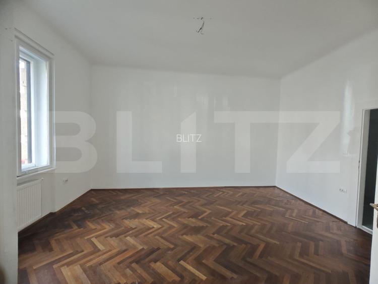 Doua partamente cu potențial de unificare, curte interioară si garaj, str Horea - 8