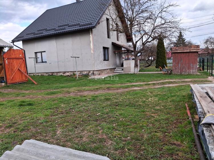 Casa de vânzare ,recent renovata.  - 2