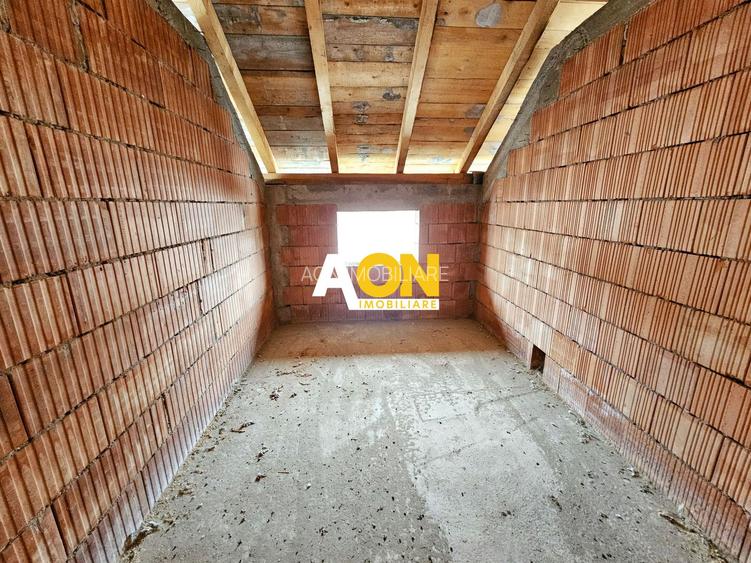 COMISION ZERO! Casa la rosu, P+1, 300 mp teren, cu utilitati, Lancram - 18