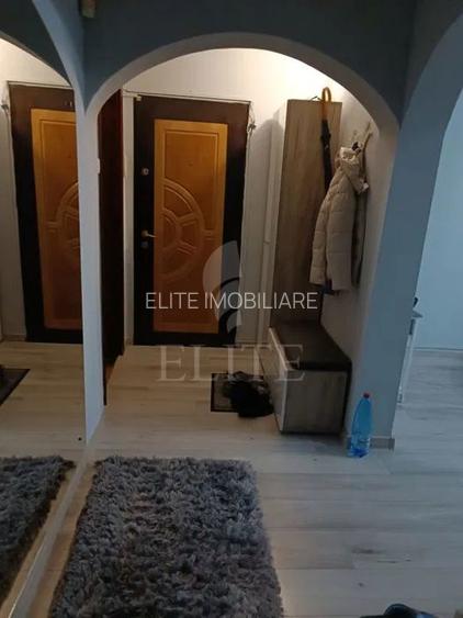 Apartament 3 camere în zona BLOCUL SPRAY - 4