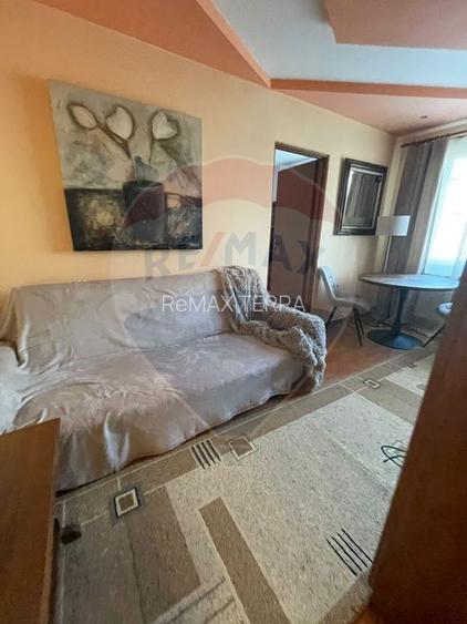 Apartament cu 2 camere de închiriat în zona Sasar - 2