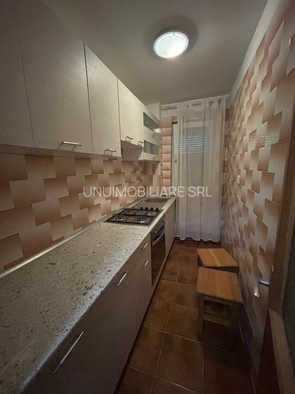 Apartament 2 camere -Zona Sud -etaj1/4- 43mp- 48000 euro - 4