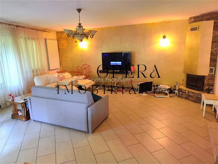 Comision 0! Vila 7 camere de vanzare, Zona Bucium - Visan - 2